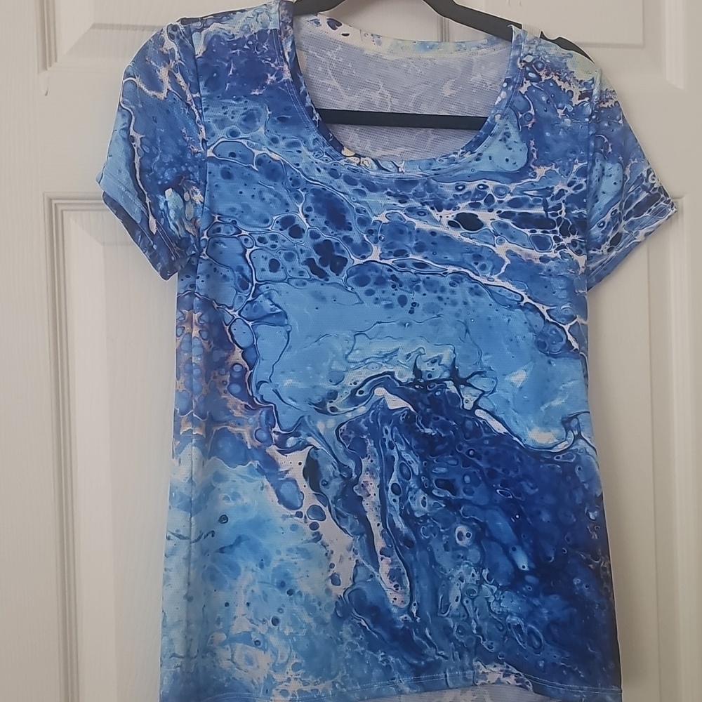 NWOT BlueX Athletic Tshirt from Artinfinitum.art Fashion House Size S